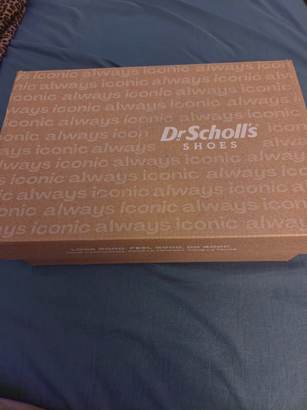 Womens Size 8 wide Dr. Scholls Timeless Shoes
